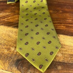 Brooks Brothers Olive Green Silk Paisley Necktie Men's Business Casual